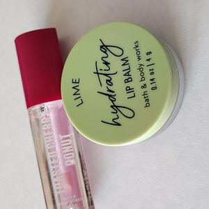 Bath & Body Works Lime Hydrating Lip Balm and Toasted Cherry Donut Gloss Set
